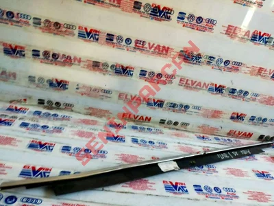 8V4853283 - SÜS ÇITASINA SAHIP CAM AĞIZ