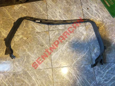 8P4867977B - BAGAJ KAPAĞI KAPLAMASI