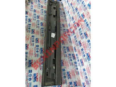 8U0853960D - KAPI KORUYUCUSU