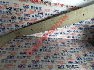 7H5867603A - BAGAJ KAPAĞI KAPLAMASI