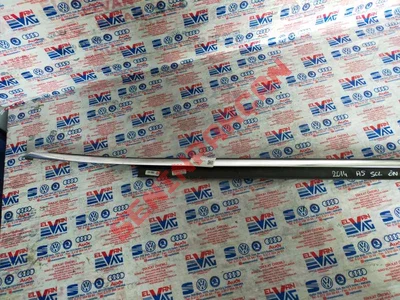 8T8853283F - SÜS ÇITASINA SAHIP CAM AĞIZ