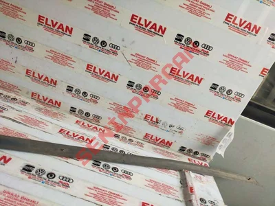 8P3853953D - KAPI KORUMA ÇITASI