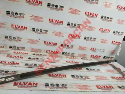 7P0839475F - SÜS ÇITASINA SAHIP CAM AĞIZ - İkinci El Orjinal