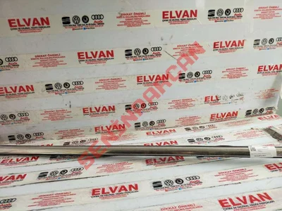 3C4837476D - SÜS ÇITASINA SAHIP CAM AĞIZ