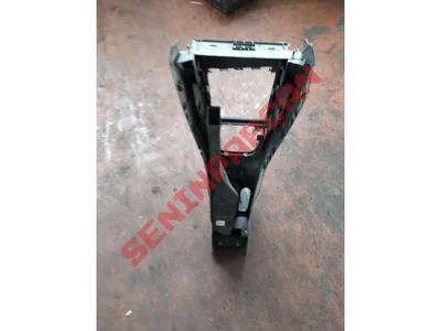 5C7863241C - ORTA KONSOL - İkinci El Orjinal
