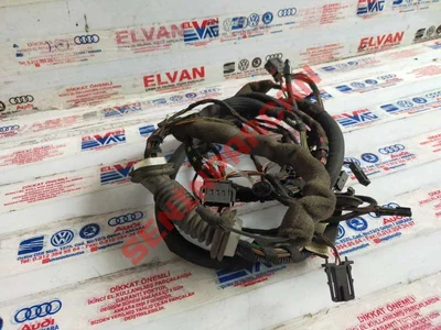 5J6971147D - BAGAJ KAPAĞI IÇIN