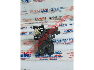 8P4827505B - BAGAJ KAPAK KILIDI