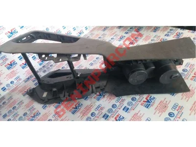 1K0863243C - ORTA KONSOL - İkinci El Orjinal