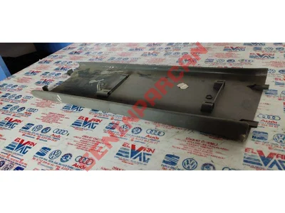 6Y0867298 - ORTA DİREK ÜST PLASTİĞİ - İkinci El Orjinal