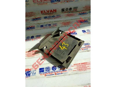 7M3867657E - BAKIM KAPAĞI