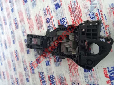 3C0837885J - KAPI KOLU BRAKETI