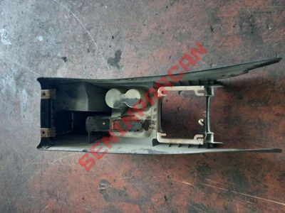 2H0863241M - ORTA KONSOL