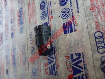 3V0905217A - ÇALIŞTIRMA DURDURMA DÜĞMESI