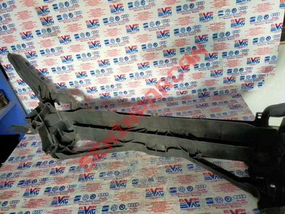 8V0805588 - ON PANEL