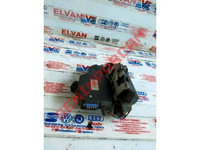 3D1837015AB - KAPI KILIDI - İkinci El Orjinal