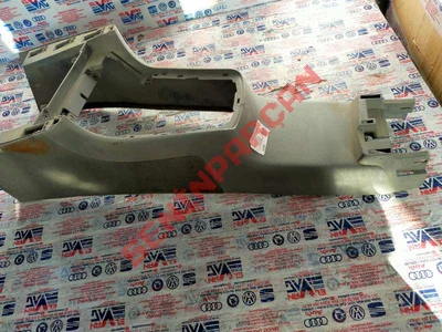 1U1863241 - ORTA KONSOL