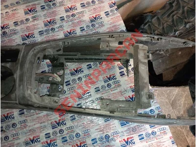 8K0864981D - RAF GÖZÜ