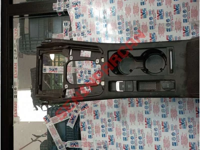 3G0864089A - ORTA KONSOL - İkinci El Orjinal