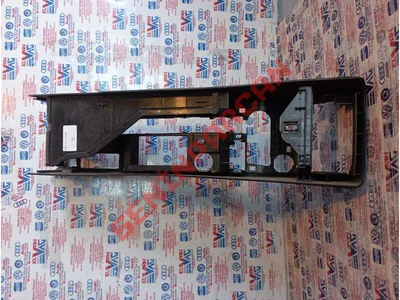 4B0863244 - ORTA KONSOL