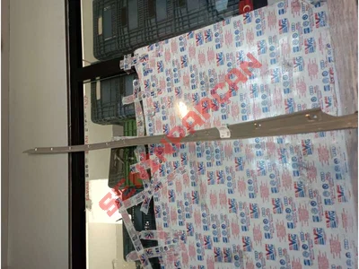 8W8853704 - TAVAN SÜS ÇITASI