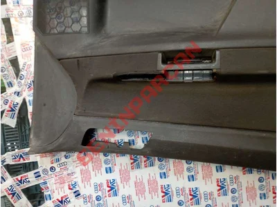 6Q4867011L - KAPI KAPLAMASI (SUNİ DERİ) - İkinci El Orjinal