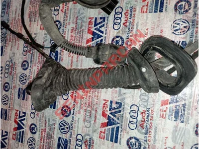 4E0959845A - TUTUCU ÇERÇEVESI OLAN KÖRÜK