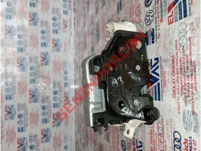 8X1837015C - KAPI KILIDI