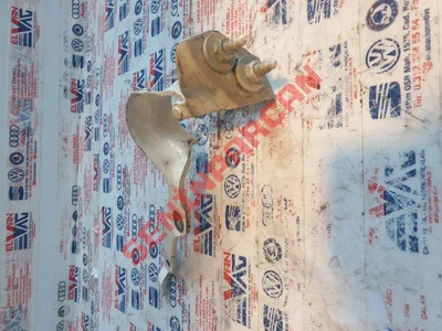 8P3827279 - MENTEŞE KORUYUCUSU