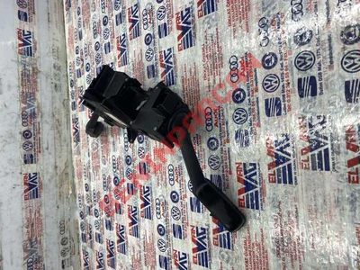 5DV00829000 - FAR BEYNİ - İkinci El Orjinal