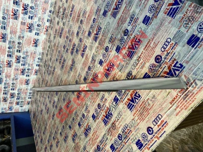 83A837476 - SÜS ÇITASINA SAHIP CAM AĞIZ