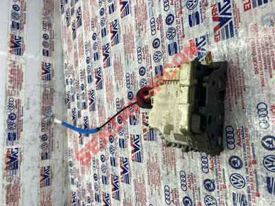 8J1837016C - KAPI KILIDI