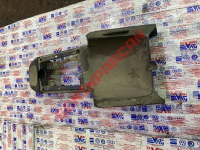 6N1863243A - ORTA KONSOL