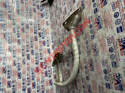 3C8827302A - BAGAJ KAPAK KILIDI