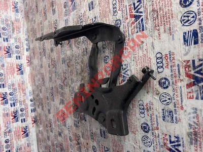 8W0823302D - KAPUT MENTESESI