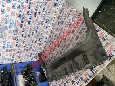 6Q6863459M - KILIT TAŞIYICISININ KORUYUCUSU