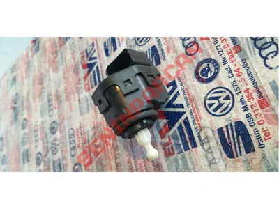 3B0941295B - ISIK AYAR DUGMESI