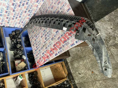 8V5807233B - KAPAMA ELEMANI