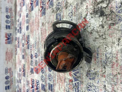 030905205AA - DISTRIBUTOR