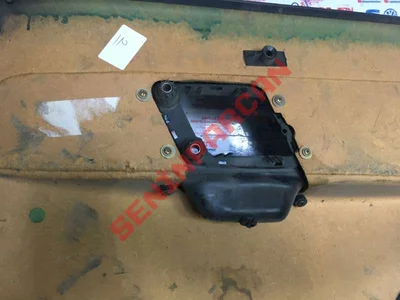 6K4867211 - KAPI KAPLAMASI (SUNİ DERİ)