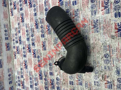 8D0129615K - HAVA EMIS BORUSU