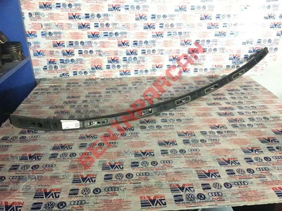 3G8945087A - ARKA REFLEKTOR