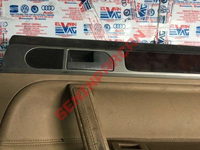 7L6837114 - ARKA SAĞ YAN KAPI ÇITASI - İkinci El Orjinal
