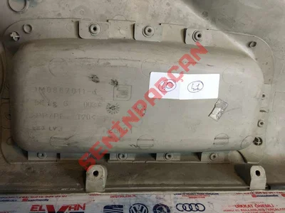 1M0867011 - KAPI KAPLAMASI (ALCANTARA) - İkinci El Orjinal