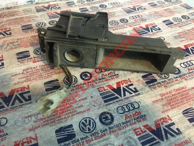 8E0863284B - ORTA KONSOL RAFI