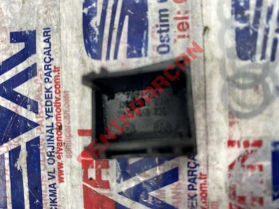 3C0959624 - KÖR KAPAK