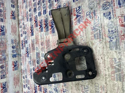 8R0823480 - KILIT KANCASI