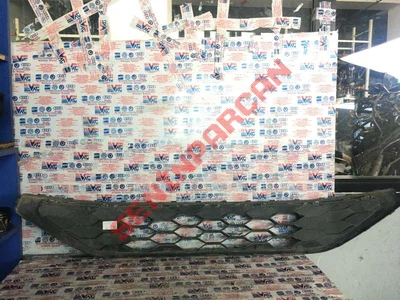 2G7853677 - ÖN TAMPON PANJURU - İkinci El Orjinal