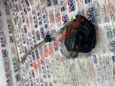 4F1837015 - KAPI KILIDI