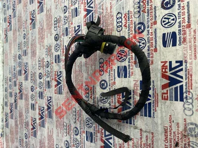 4M0973716 - YUVARLAK SOKET MUHAFAZASI