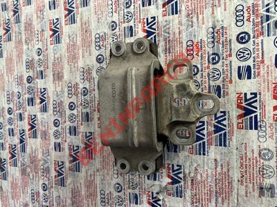 8J0199655K - MOTOR BAĞLANTILARI - İkinci El Orjinal